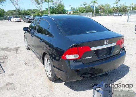 2009 Honda Civic Lx z USA, uszkodzony, nr VIN 1HGFA16599L008577